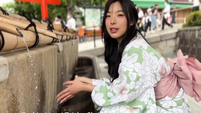 Asian Girl in Kimono Japan VLOG ตอนแรกคิดว่า พาเที่ยว xxx ฝรั่ง